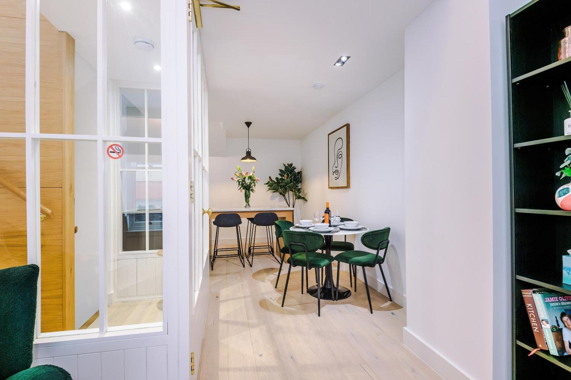 King Street Collection Apartment Manchester Room photo